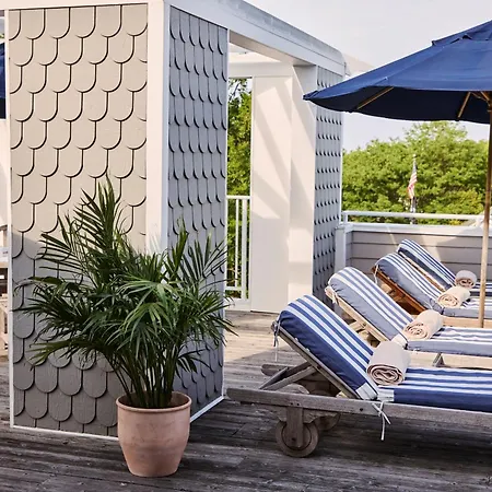 The Harbor Front Inn Greenport Exterior photo
