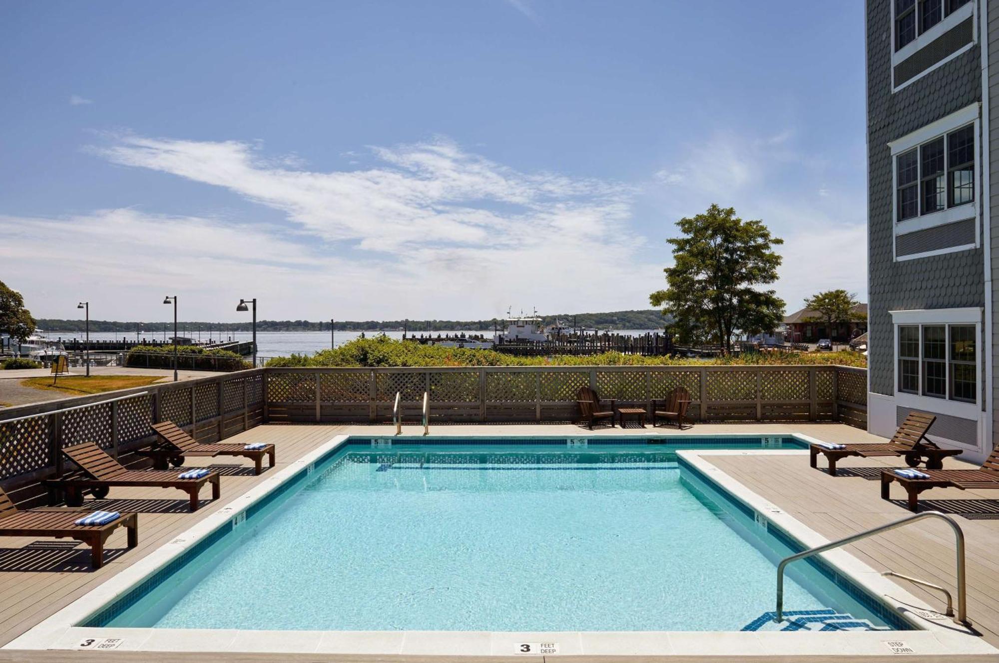 The Harbor Front Hotel Greenport