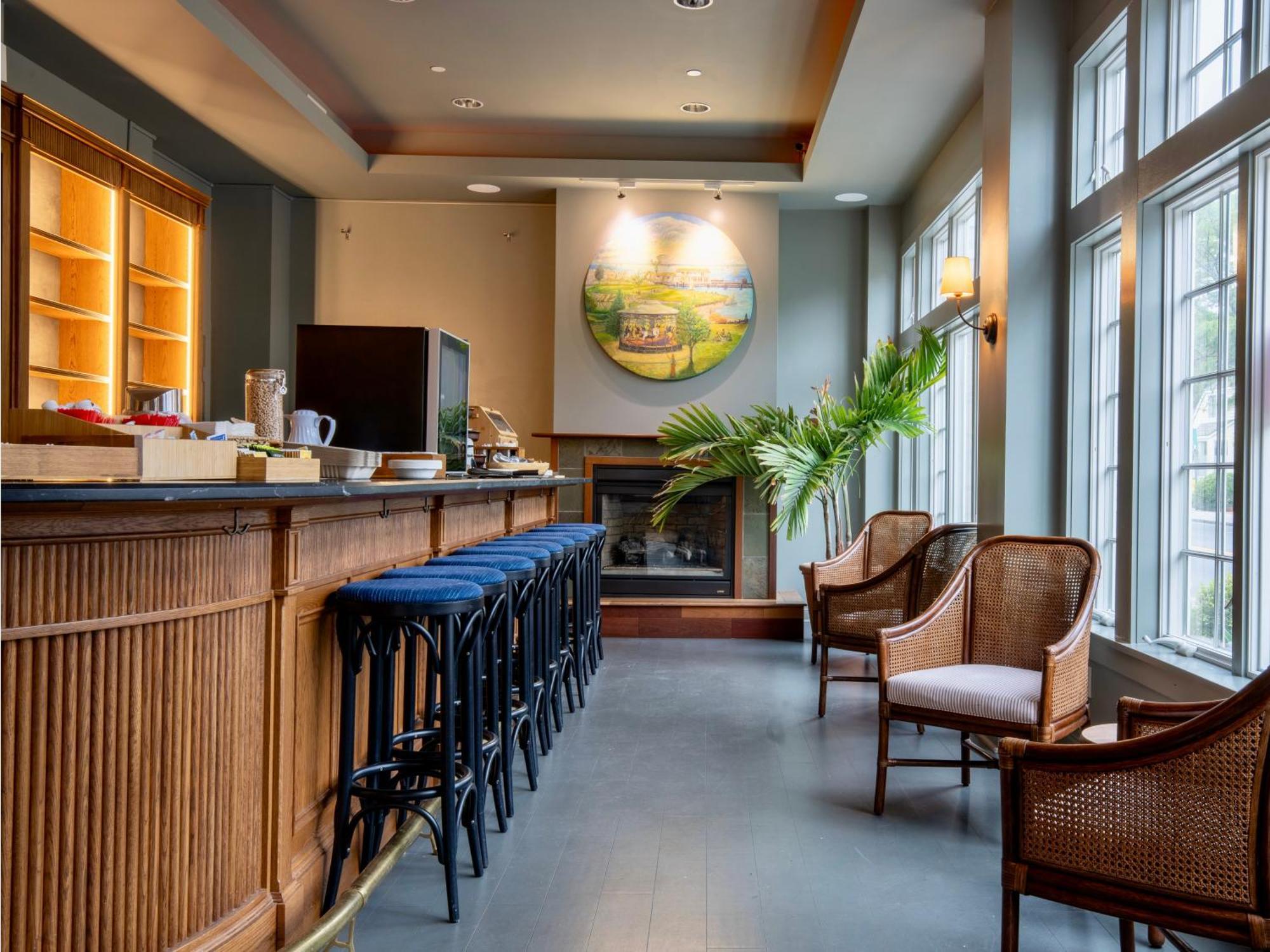 The Harbor Front Hotel Greenport